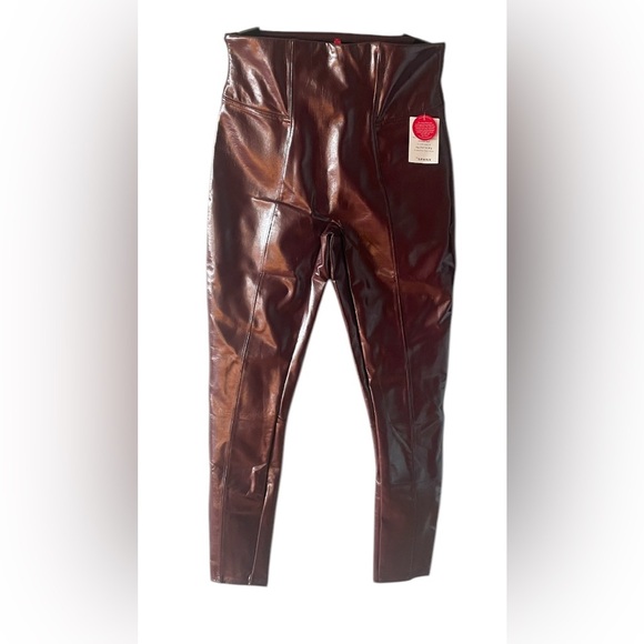 - SPANXshape Faux Leather patent leggings- size M - Picture 8 of 16